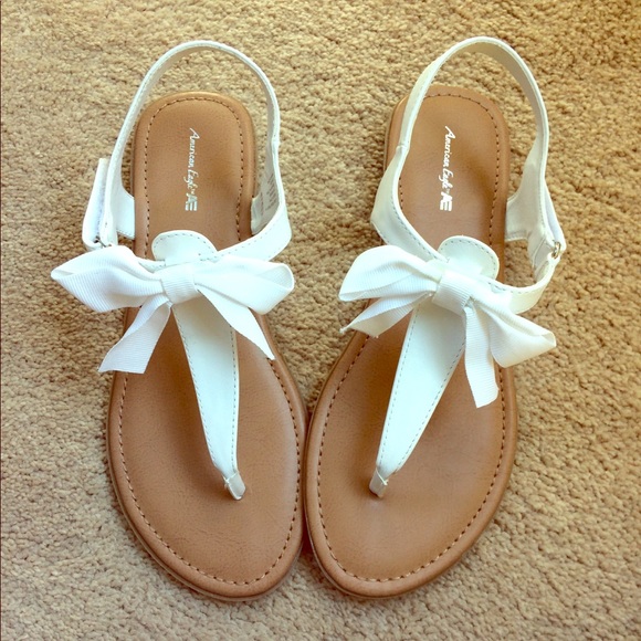 American Eagle Outfitters Other - American Eagle girls sandals